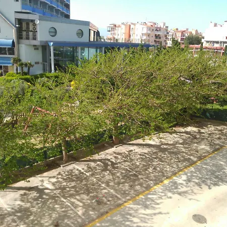 Sant Lluis Aire Y Wifi Gratis アパート *