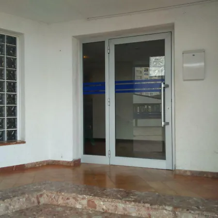 Sant Lluis Aire Y Wifi Gratis Apartment Empuriabrava